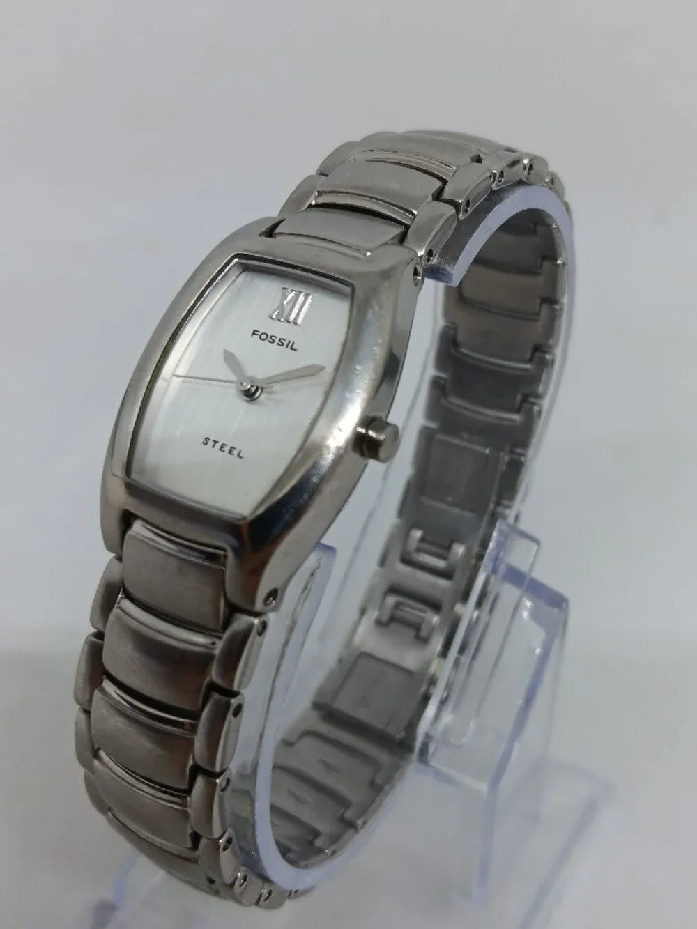 VINTAGE 2000s Fossil FS-2735 Women's 20 x 29mm Stainless Steel Tonneau Watch